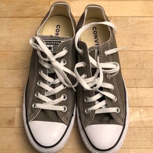 Converse classic low top sneaker